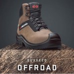 Bota Heckel Offroad em pele castanha sobre terreno rugoso, vista completa